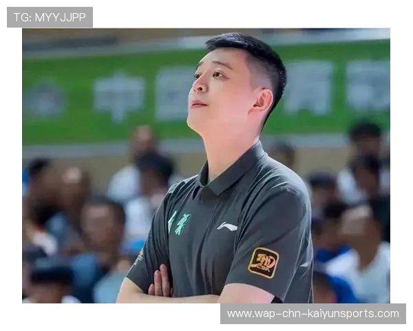 杨鸣:质疑常伴 球员们保持劲头,杨鸣是教练还是球员 杨鸣:质疑常伴 球员们保持劲头,杨鸣是教练还是球员